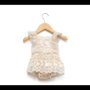 Newborn Everly Lace Romper